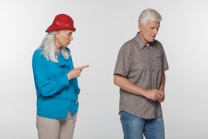 妻と熟年離婚します。妻へ財産分与するくらいなら、息子に贈与したいです